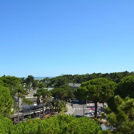 Апартаменты Lignano Pineta With Sea View Линьяно-Саббьядоро Экстерьер фото